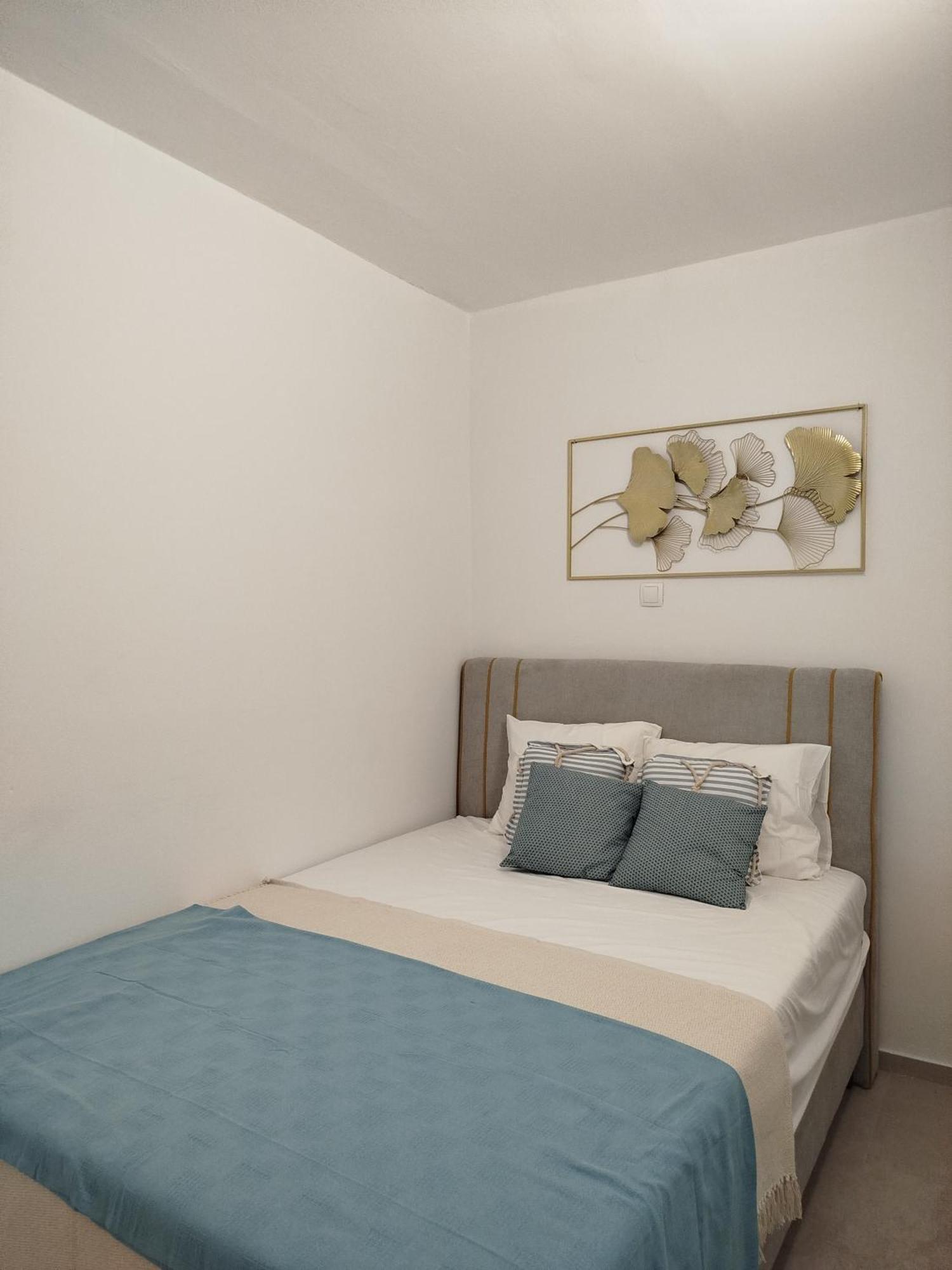 Apartman Iva Novalja Exteriör bild